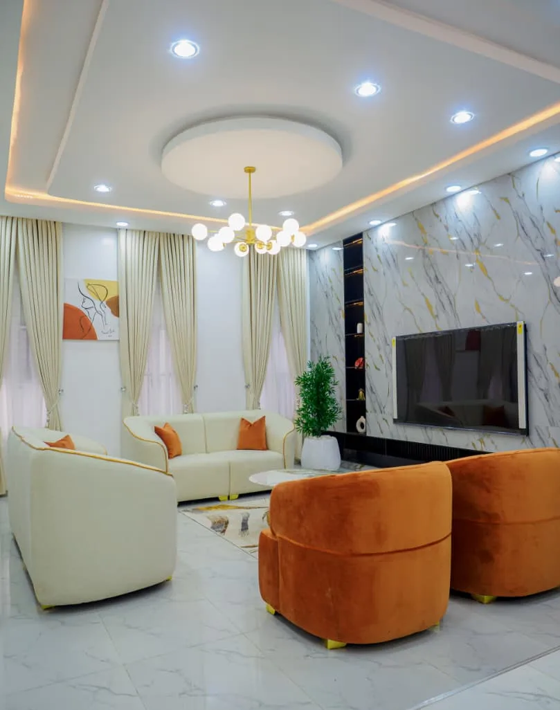 Ivory & Cognac Lounge Suite